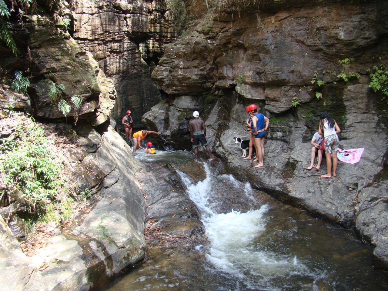 Pousada Pontal Do Moleque Carrancas Luaran gambar